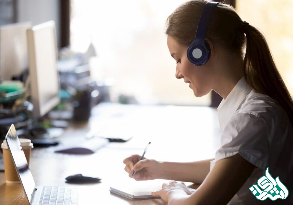 ترجمه همزمان هم ردیف